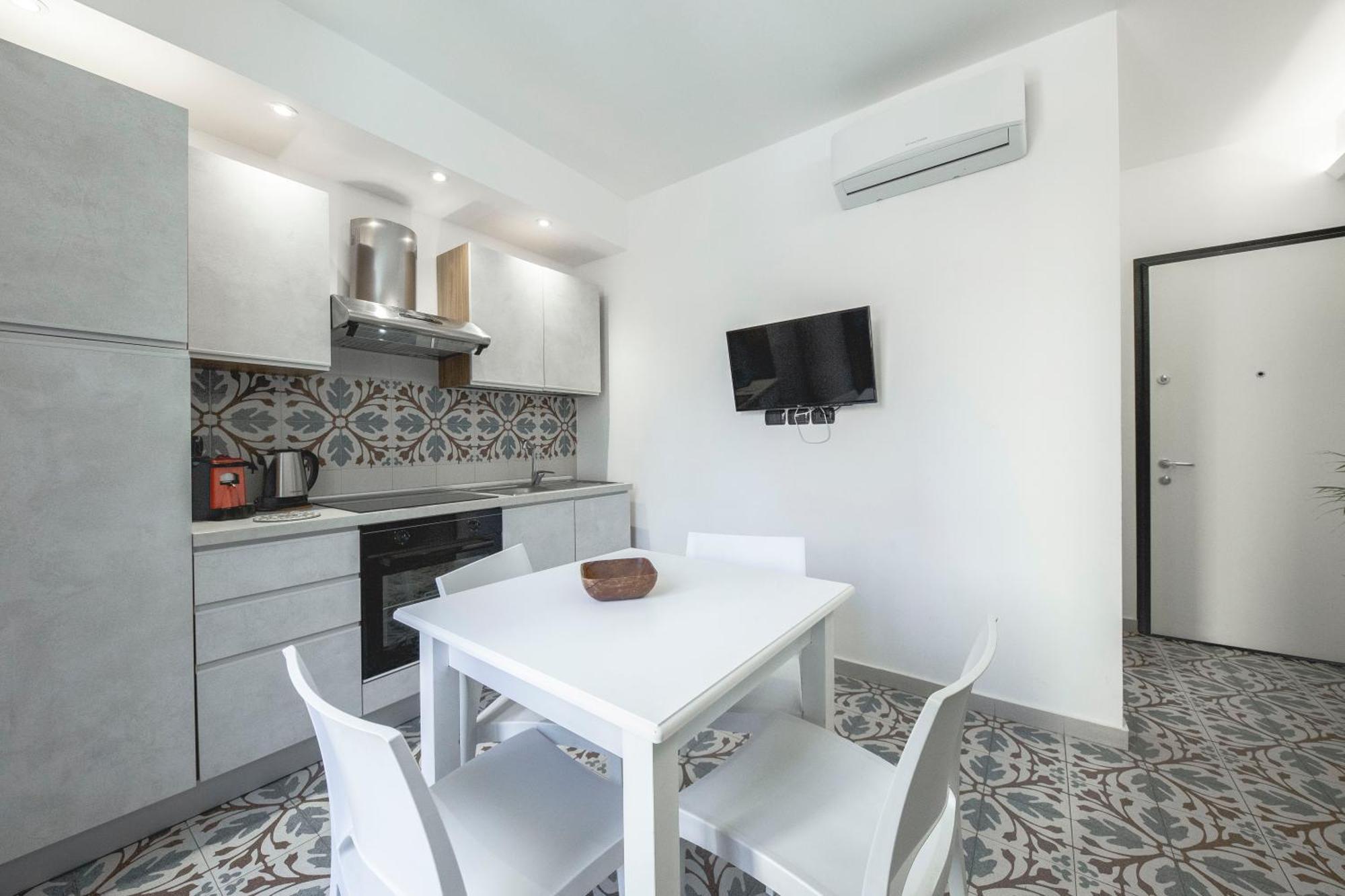 Apartment Strange Catania